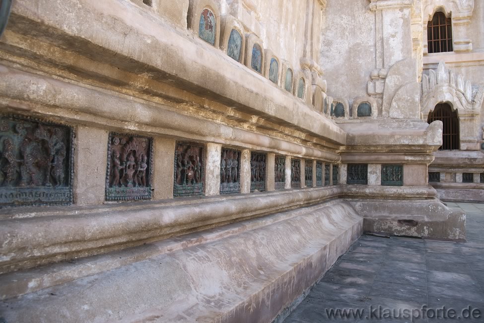 Ananda Tempel, außen, Detail frisch restauriert