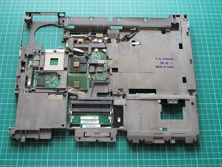 Lenovo T60 System Board auf Structure Frame, Oberseite